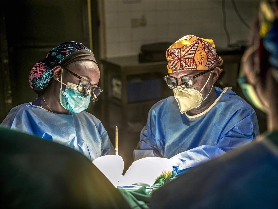 Surgeons in a operating room